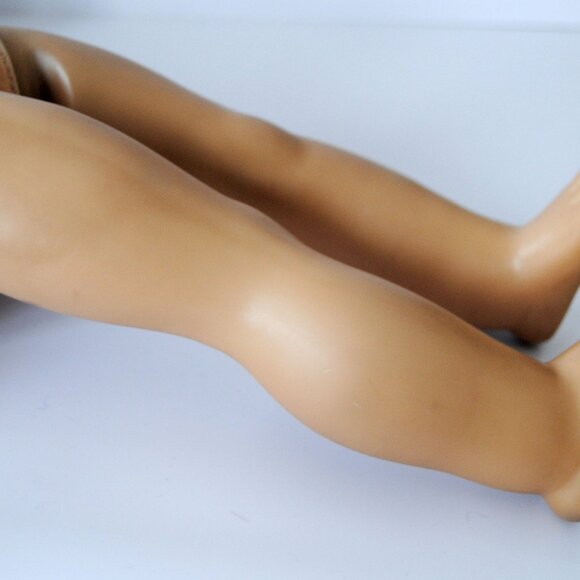 2013 American Girl Brown Wavy Hair with bangs Hazel Gray Eyes Molly? - Picture 10 of 13